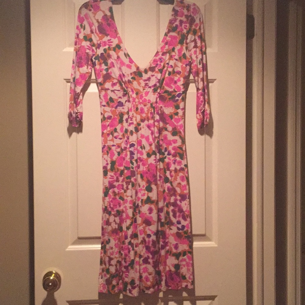 CABI Multi-colored Floral Print Dress w/V-neck. S
